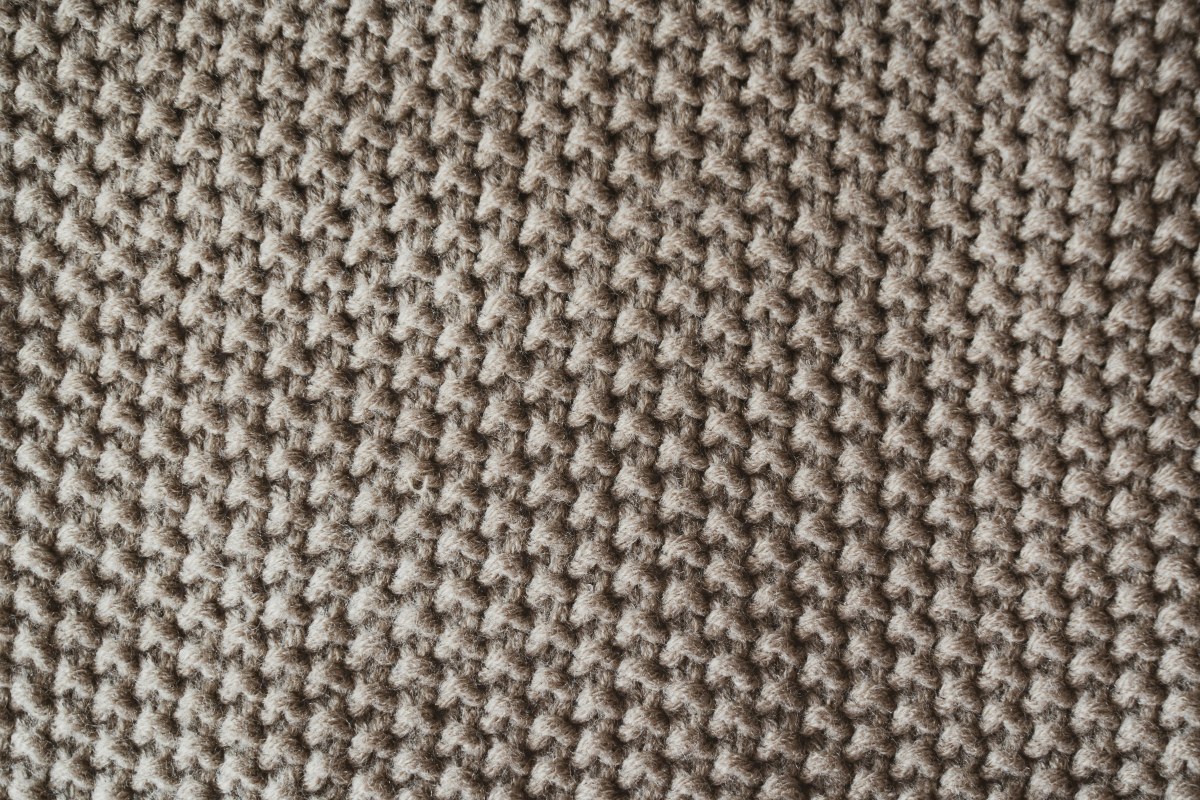 Perlmuster (Seed Stitch) — zweiseitiges strukturiertes Muster
