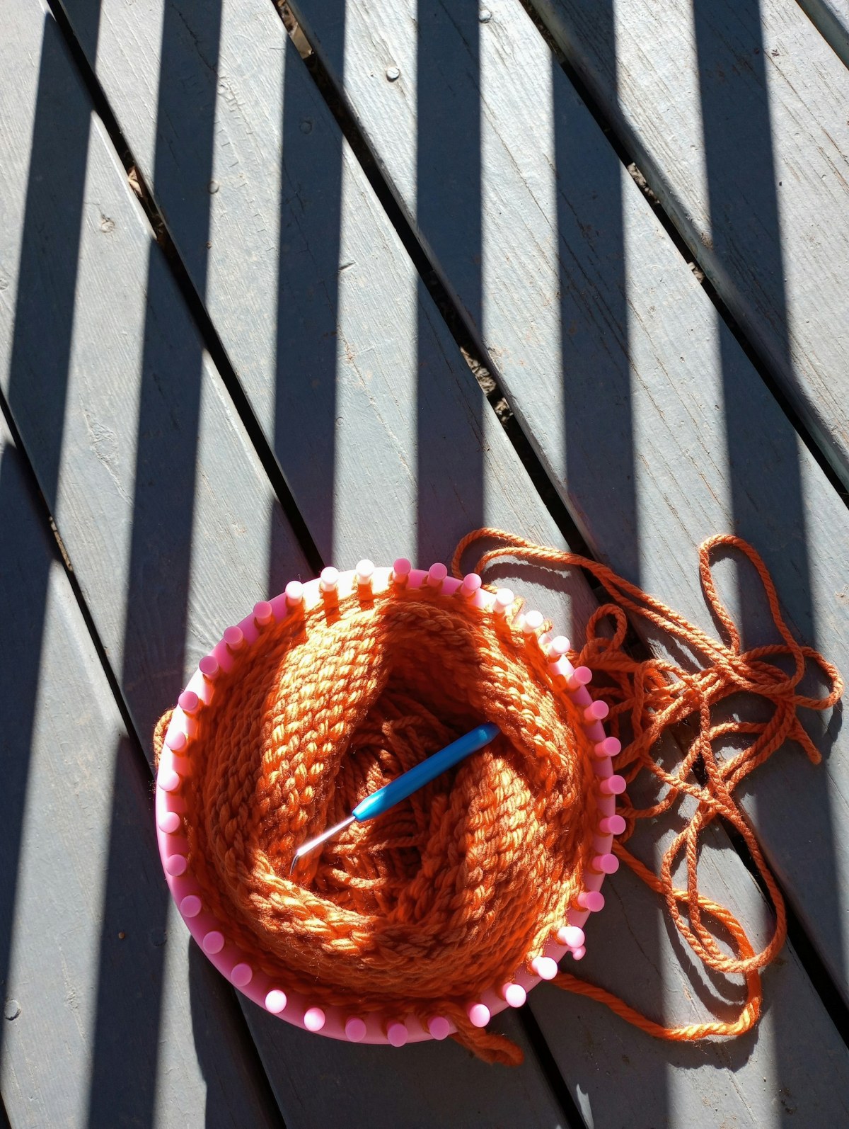 Knitting Loom — Knitting Without Needles