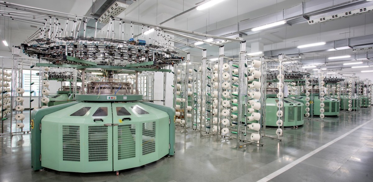 Circular knitting machine — how it works and how to knit on it